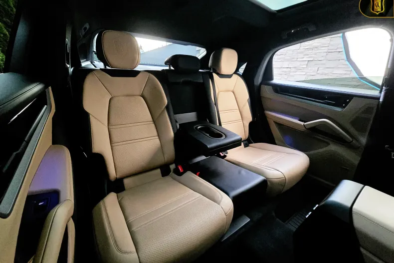 Porsche Cayenne Coupe din 2023 cu 42.149 km - oferta POR161509 - foto 13