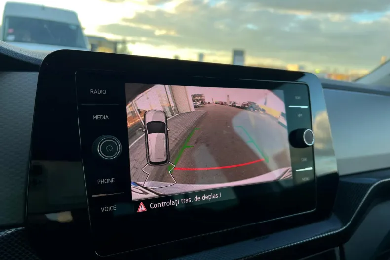 Volkswagen T-Cross din 2025 cu 5.626 km - oferta VOL161515 - foto 13