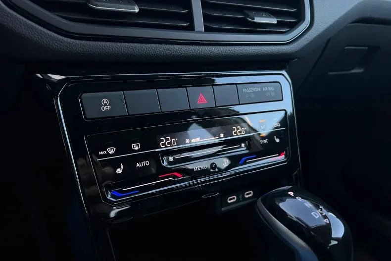 Volkswagen T-Cross din 2025 cu 5.626 km - oferta VOL161515 - foto 14