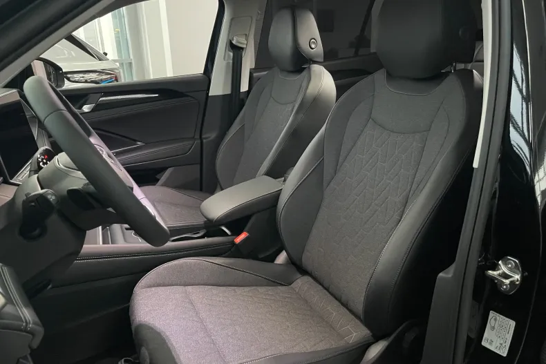 Volkswagen Tayron din 2025 cu 8 km - oferta VOL161517 - foto 14