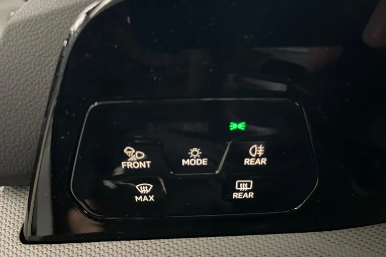 Volkswagen Golf din 2025 cu 8 km - oferta VOL161518 - foto 19