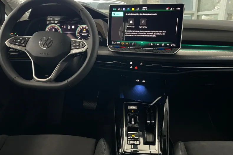 Volkswagen Golf din 2025 cu 8 km - oferta VOL161518 - foto 35