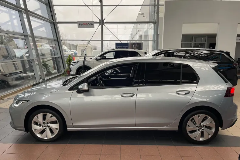 Volkswagen Golf din 2024 cu 6 km - oferta VOL161519 - foto 9
