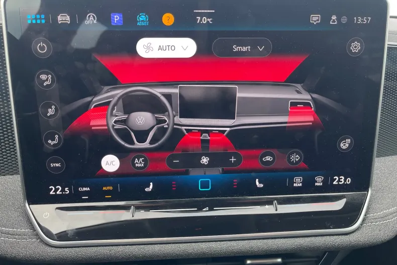 Volkswagen Passat din 2024 cu 15.142 km - oferta VOL161520 - foto 19