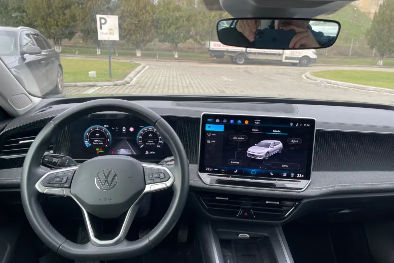 Volkswagen Passat din 2024 cu 15.142 km - oferta VOL161520 - foto 20