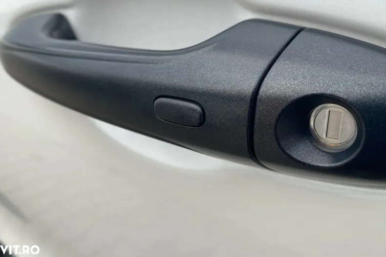 Toyota Hilux din 2022 cu 84.000 km - oferta TOY161529 - foto 10