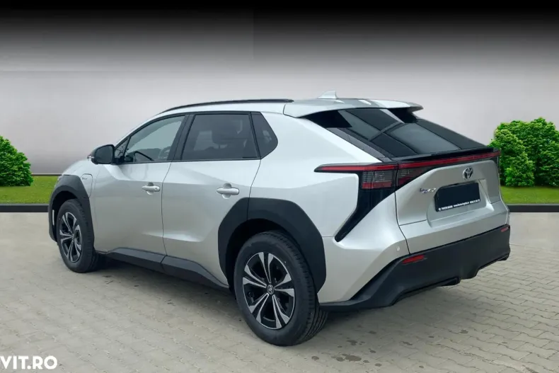 Toyota bZ4X din 2024 cu 12.000 km - oferta TOY161532 - foto 3