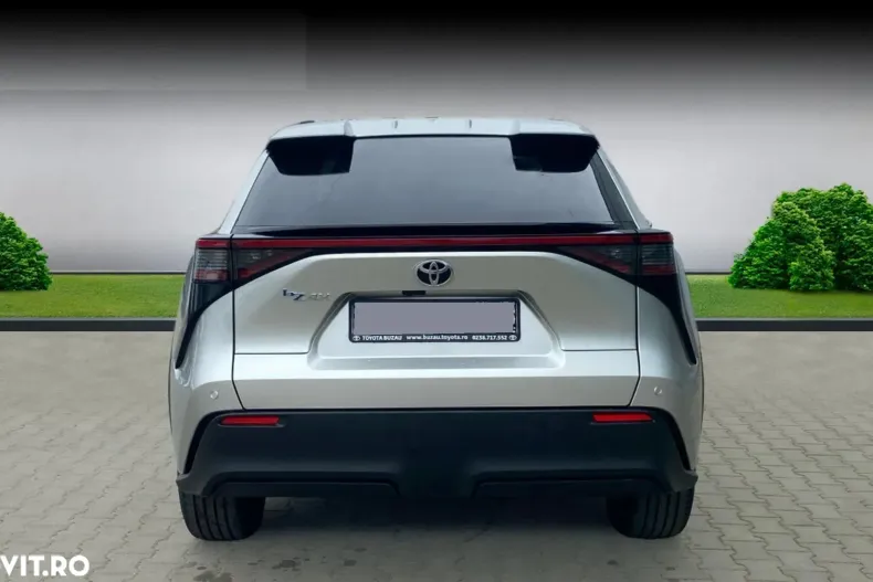 Toyota bZ4X din 2024 cu 12.000 km - oferta TOY161532 - foto 4