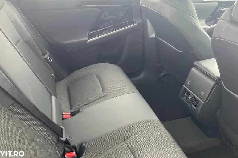 Toyota bZ4X din 2024 cu 12.000 km - oferta TOY161532 - foto 7