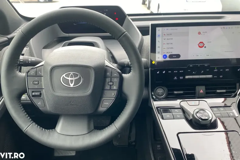 Toyota bZ4X din 2024 cu 12.000 km - oferta TOY161532 - foto 9