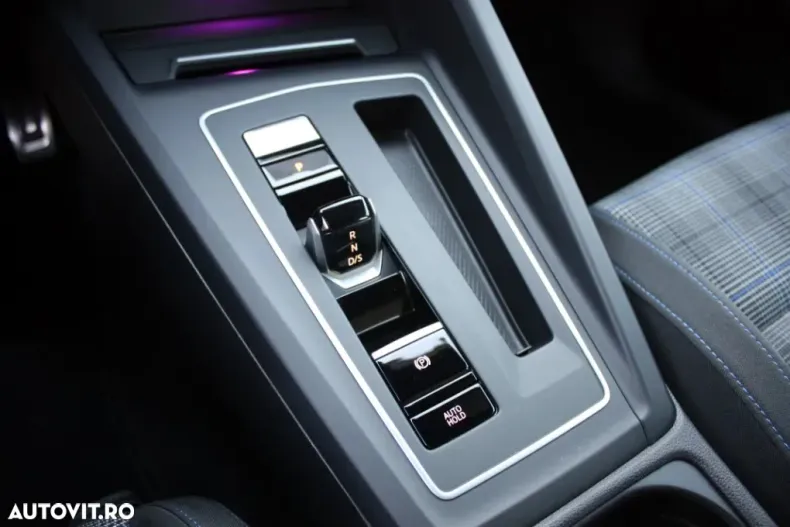 Volkswagen Golf din 2021 cu 23.495 km - oferta VOL161545 - foto 18