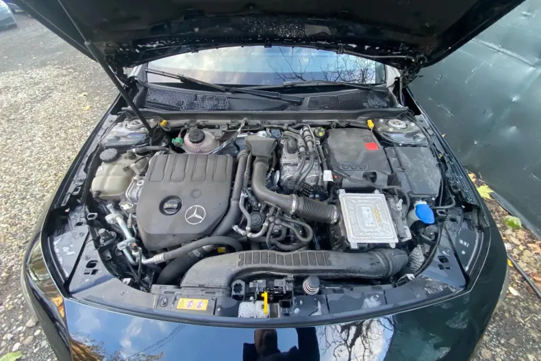 Mercedes-Benz CLA din 2021 cu 104.383 km - oferta MER161546 - foto 21