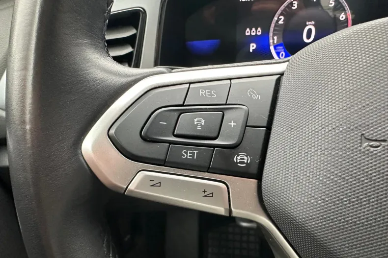 Volkswagen T-Roc din 2023 cu 32.799 km - oferta VOL161590 - foto 17