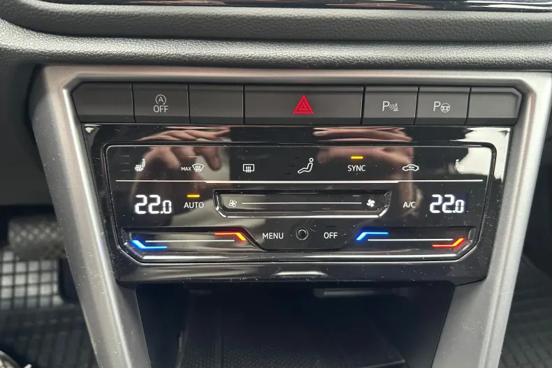 Volkswagen T-Roc din 2023 cu 32.799 km - oferta VOL161590 - foto 20