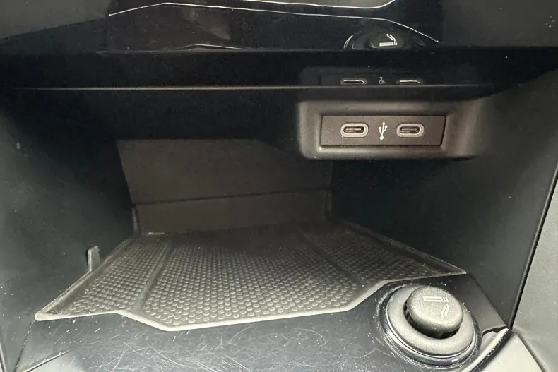 Volkswagen T-Roc din 2023 cu 32.799 km - oferta VOL161590 - foto 27