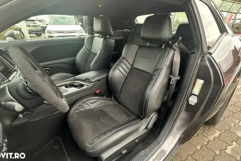 Dodge Challenger din 2023 cu 3.500 km - oferta DOD161592 - foto 8