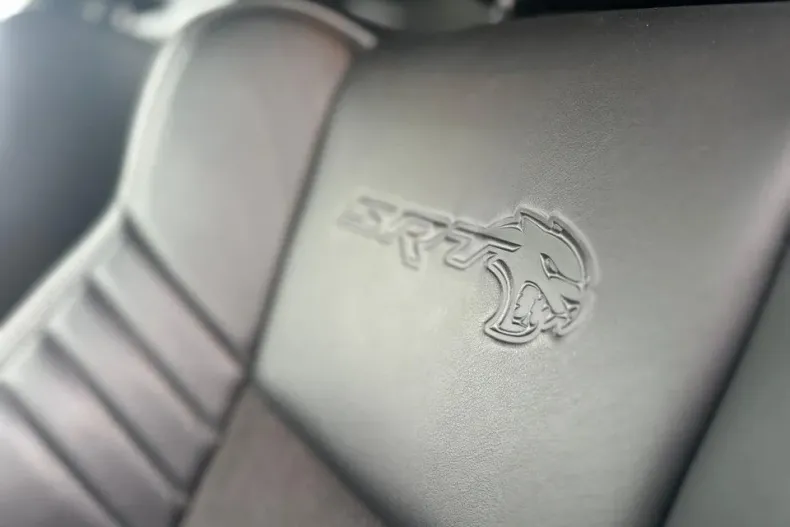 Dodge Challenger din 2023 cu 3.500 km - oferta DOD161592 - foto 9