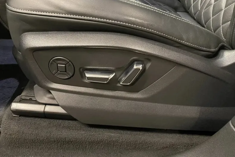 Audi Q7 din 2022 cu 80.244 km - oferta AUD161602 - foto 8