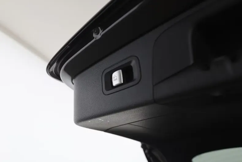 Mercedes-Benz GLC din 2021 cu 87.512 km - oferta MER161605 - foto 20