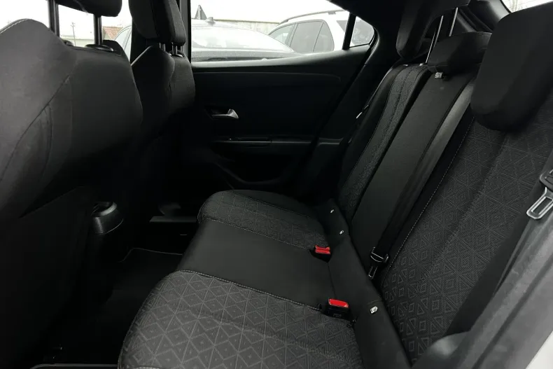 Opel Mokka din 2023 cu 99.119 km - oferta OPE161609 - foto 31