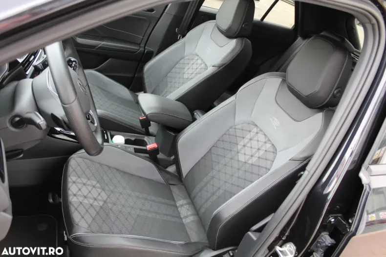 Volkswagen T-Roc din 2023 cu 23.000 km - oferta VOL161624 - foto 25