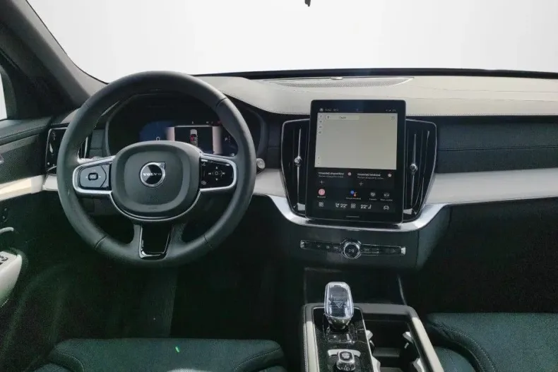 Volvo XC90 din 2025 cu 1.500 km - oferta VOL161627 - foto 14