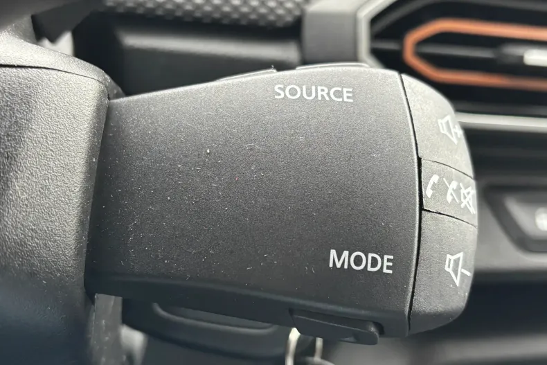 Dacia Sandero din 2023 cu 39.000 km - oferta DAC161635 - foto 23