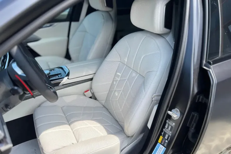 BMW M7 din 2025 cu 100 km - oferta BMW161640 - foto 17