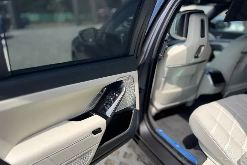 BMW M7 din 2025 cu 100 km - oferta BMW161640 - foto 25