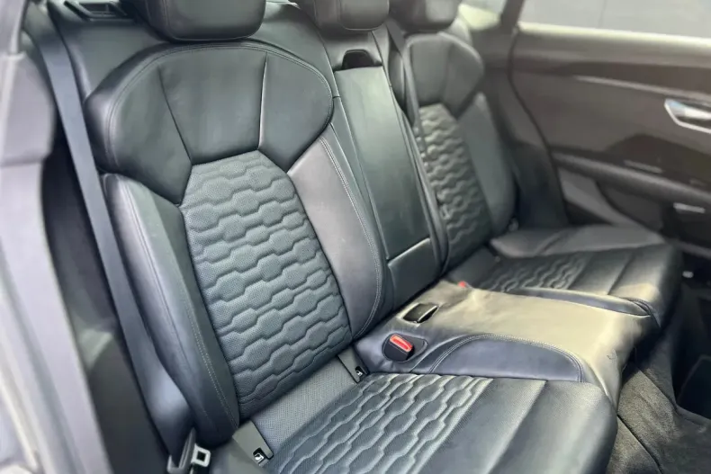 Audi e-tron GT din 2021 cu 56.180 km - oferta AUD161641 - foto 23