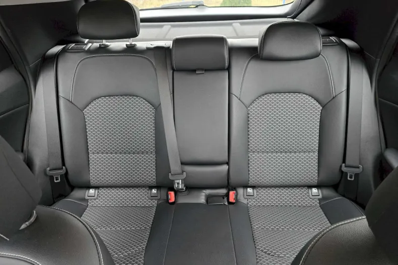 Kia XCeed din 2023 cu 10.185 km - oferta KIA161661 - foto 26