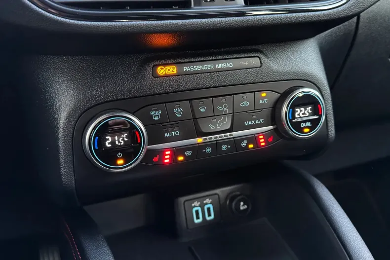 Ford Kuga din 2022 cu 147.721 km - oferta FOR161663 - foto 12