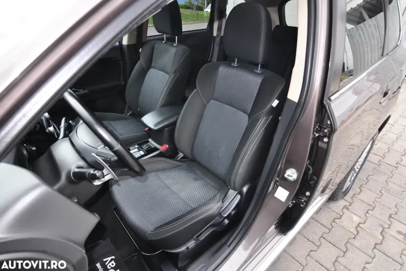 Mitsubishi Outlander din 2020 cu 177.250 km - oferta MIT161668 - foto 7