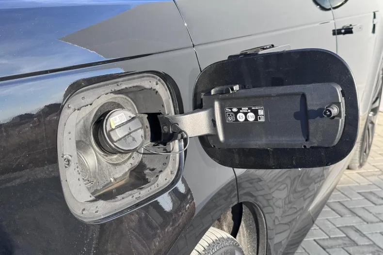 Land Rover Range Rover Sport din 2024 cu 37.802 km - oferta LAN161672 - foto 8