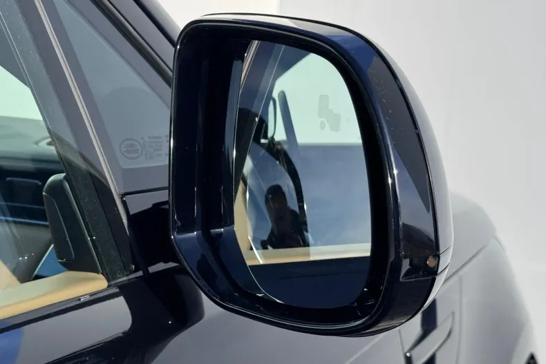 Land Rover Range Rover Sport din 2024 cu 37.802 km - oferta LAN161672 - foto 9