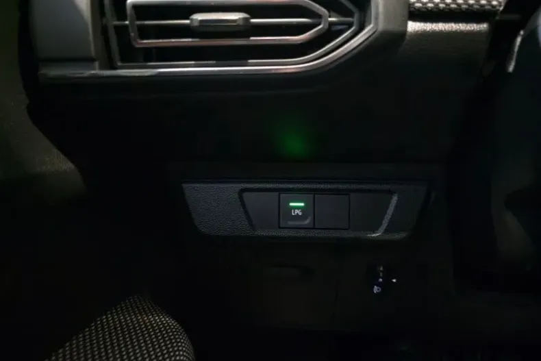 Dacia Jogger din 2022 cu 56.141 km - oferta DAC161675 - foto 20