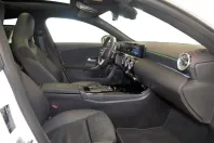 Mercedes-Benz CLA 180 din 2024 cu 12.611 km - oferta MER161676 - foto 5