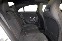 Mercedes-Benz CLA 180 din 2024 cu 12.611 km - oferta MER161676 - foto 6