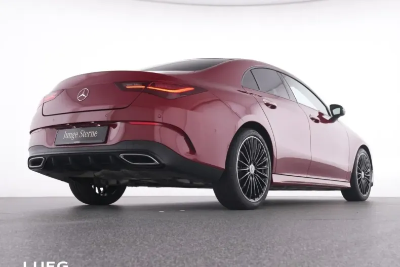 Mercedes-Benz CLA 200 din 2024 cu 7.800 km - oferta MER161678 - foto 7