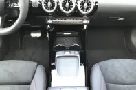 Mercedes-Benz CLA 180 din 2025 cu 6.851 km - oferta MER161679 - foto 14