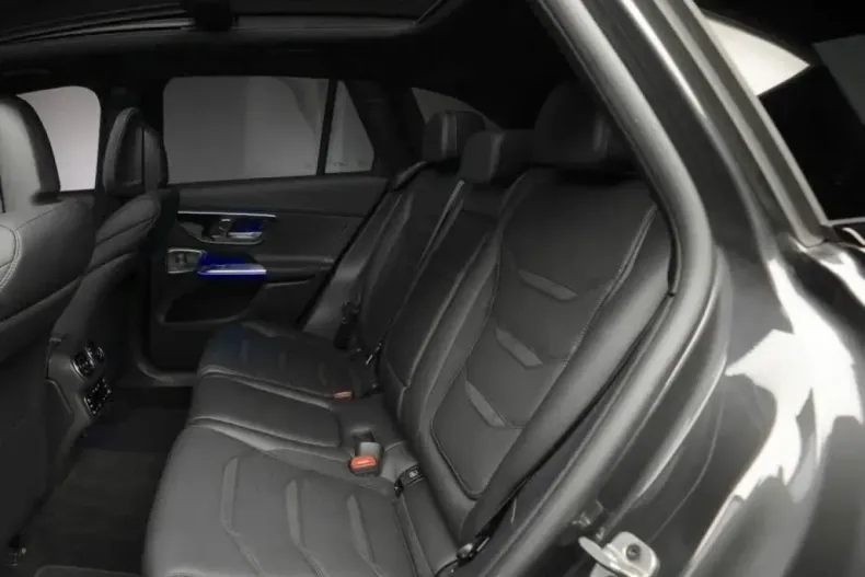 Mercedes-Benz GLC 63 AMG din 2024 cu 19.600 km - oferta MER161680 - foto 18