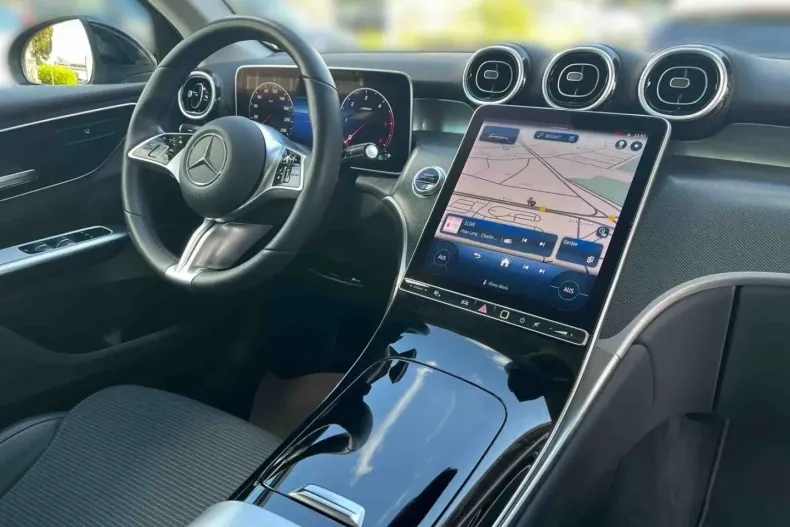 Mercedes-Benz GLC 220 din 2023 cu 59.538 km - oferta MER161682 - foto 9