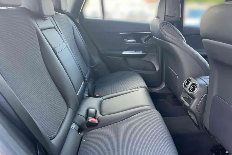 Mercedes-Benz GLC 220 din 2023 cu 59.538 km - oferta MER161682 - foto 12