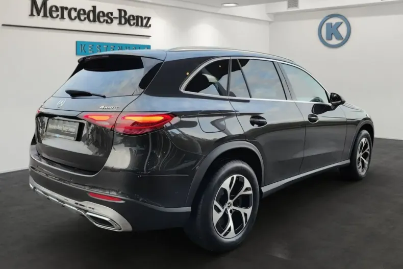 Mercedes-Benz GLC 300 din 2024 cu 5.171 km - oferta MER161684 - foto 4