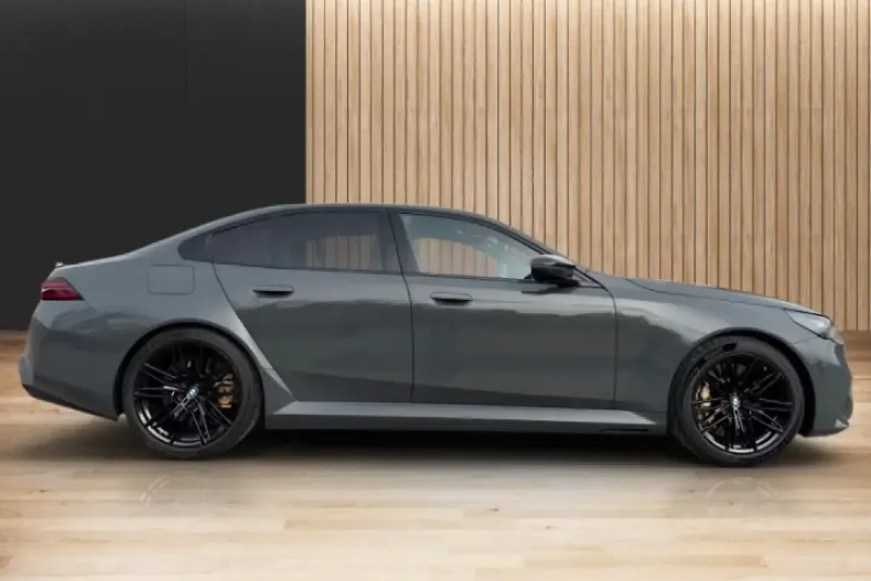 BMW M5 din 2024 cu 5.995 km - oferta BMW161685 - foto 2