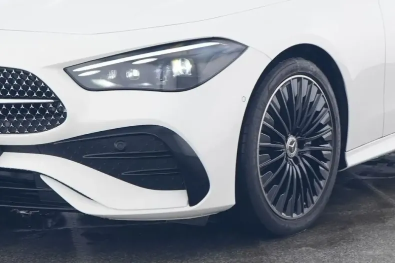 Mercedes-Benz CLE 220 din 2024 cu 21.552 km - oferta MER161689 - foto 5