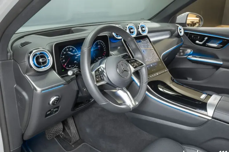 Mercedes-Benz GLC 300 din 2025 cu 18.213 km - oferta MER161693 - foto 12