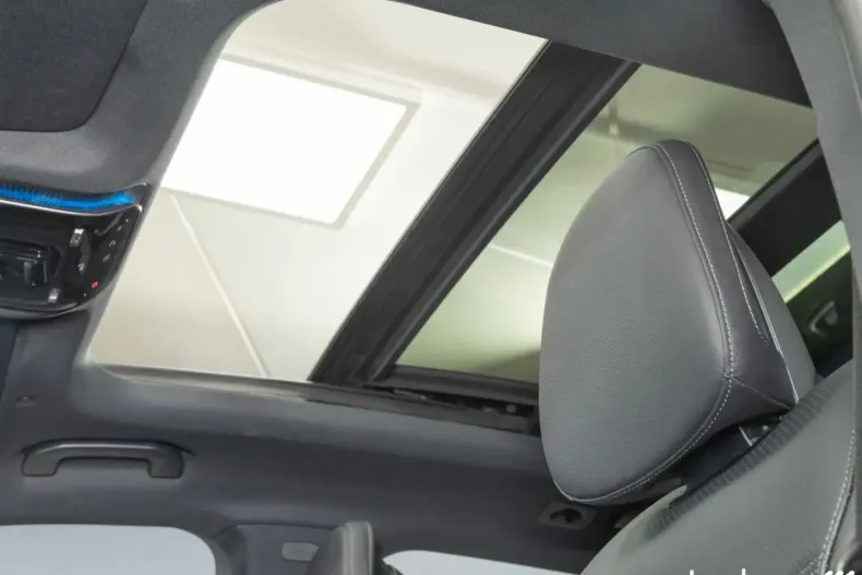 Mercedes-Benz GLC 300 din 2025 cu 18.213 km - oferta MER161693 - foto 14