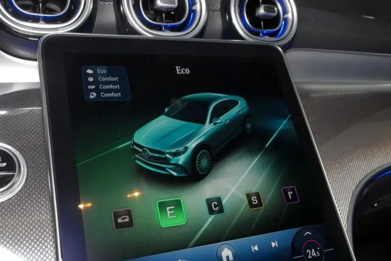 Mercedes-Benz GLC 300 din 2024 cu 11.093 km - oferta MER161695 - foto 21