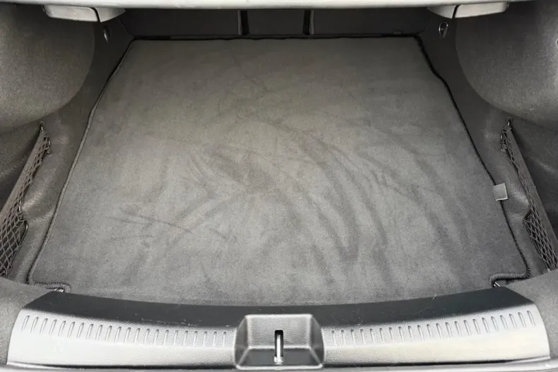 Mercedes-Benz CLA 180 din 2024 cu 18.256 km - oferta MER161696 - foto 8